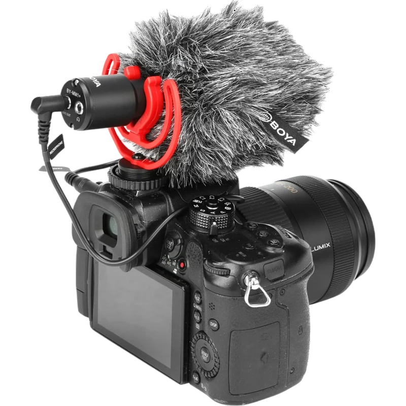 Microfon pentru camera Boya BY-MM1 Plus Cu fir Negru