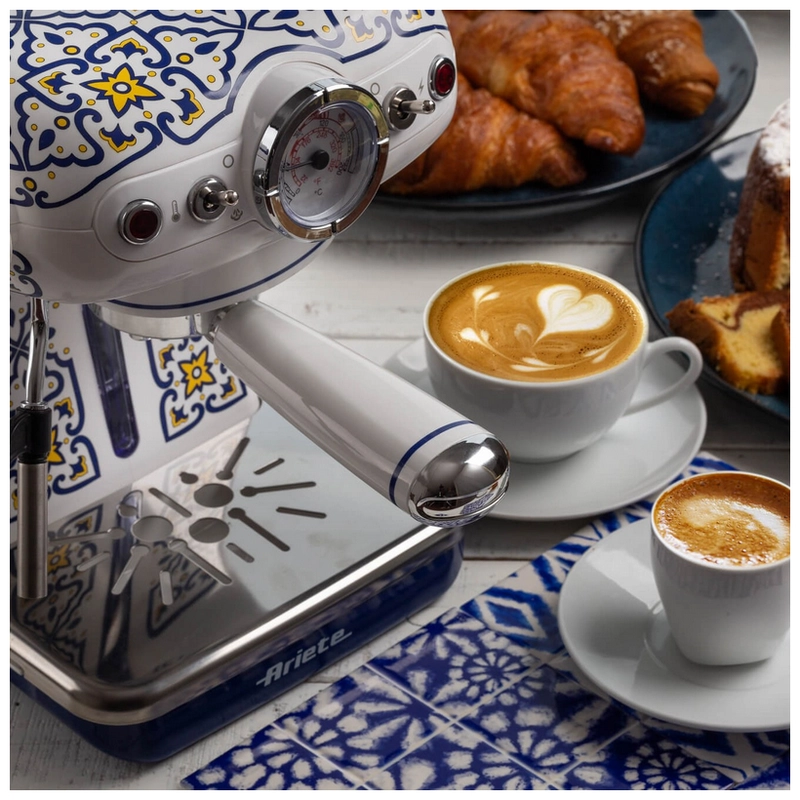 Cafetiera manuala Ariete Capri Alb