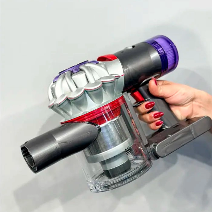 Aspirator Vertical Dyson V8 Advanced Argintiu
