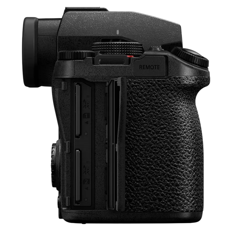 Беззеркальный фотоаппарат Panasonic Lumix DC-S5M2XKEE & Lumix S