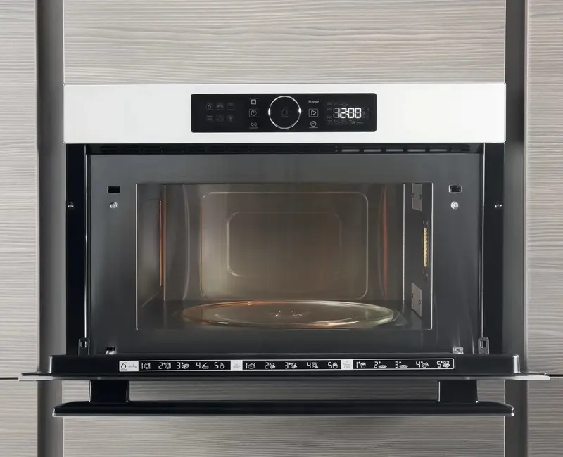 Cuptor cu microunde Whirlpool AMW 730/WH