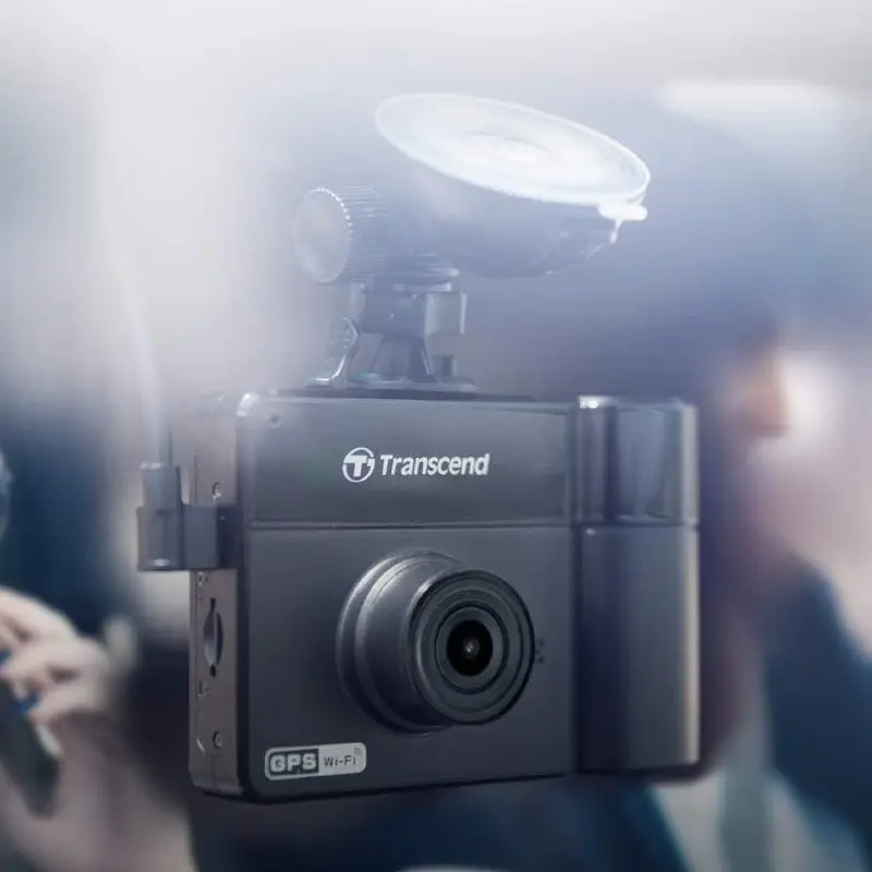 Автомобильный видеорегистратор Transcend DrivePro 550 Черный