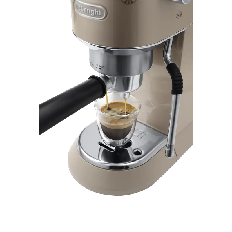 Кофеварка рожковая DeLonghi EC885.BG Бежевый