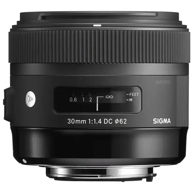SIGMA AF 30mm f/1.4 DC HSM