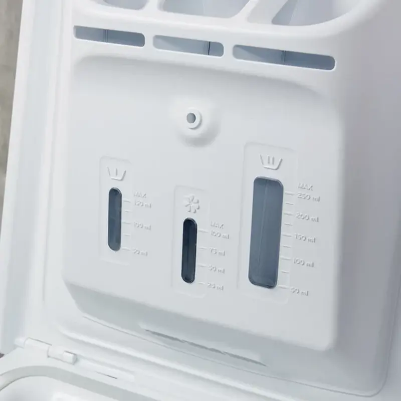 Стиральная машина Indesit BTW E71253P Белый