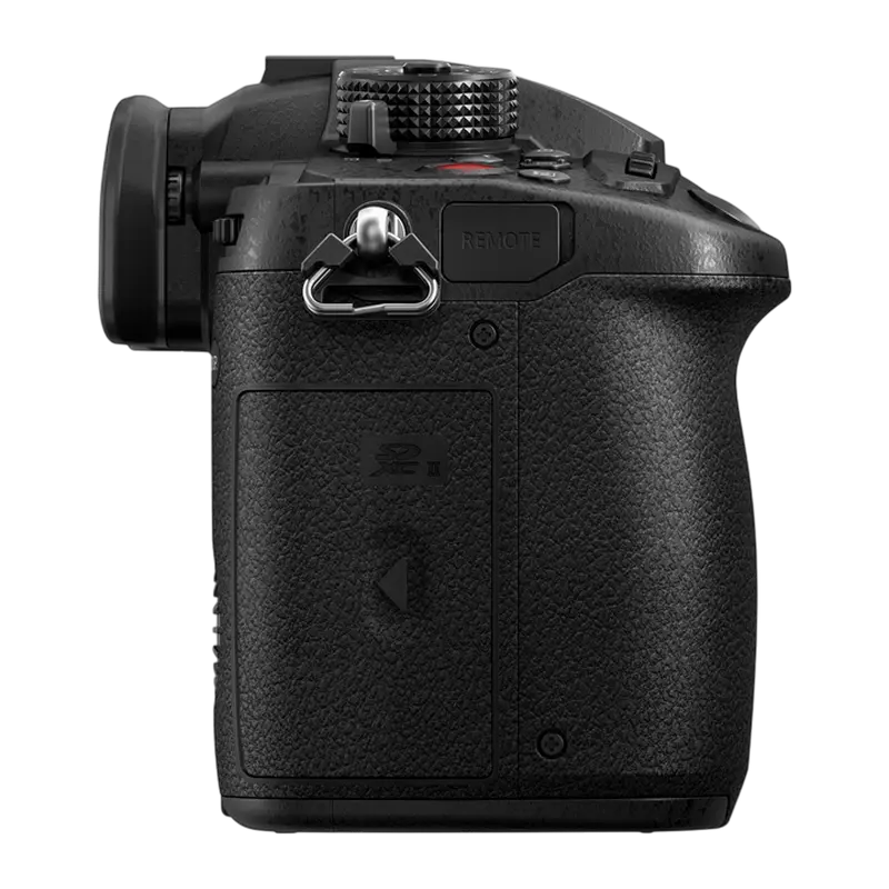 Беззеркальный фотоаппарат Panasonic Lumix DC-GH5M2EE