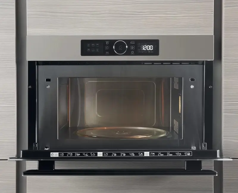 Микроволновая печь Whirlpool AMW 730/SD Серебристый