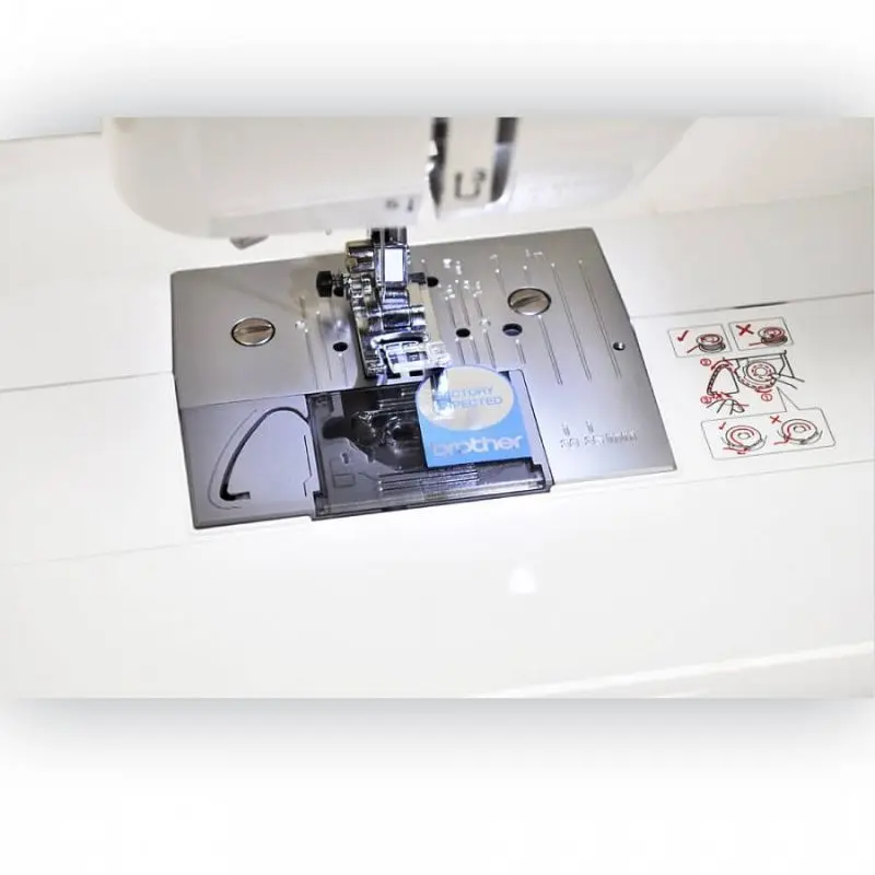 Mașină de cusut Brother HF-27 Alb | Negru