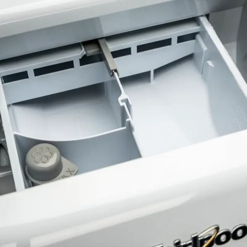 Стирально-сушильная машина Whirlpool FWDG86148B Белый