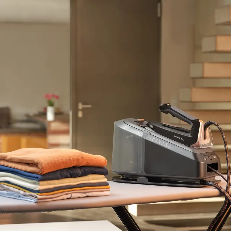 Утюг с парогенератором Braun IS 7286BK SS