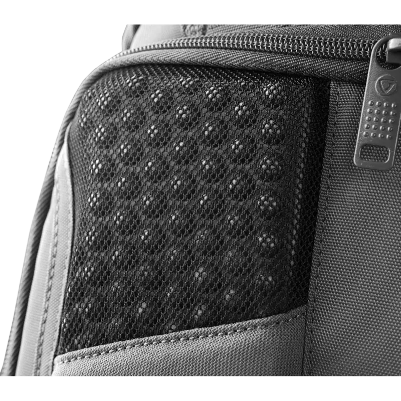 Рюкзак для фотоаппарата Vanguard VEO ADAPTOR R48 Черный