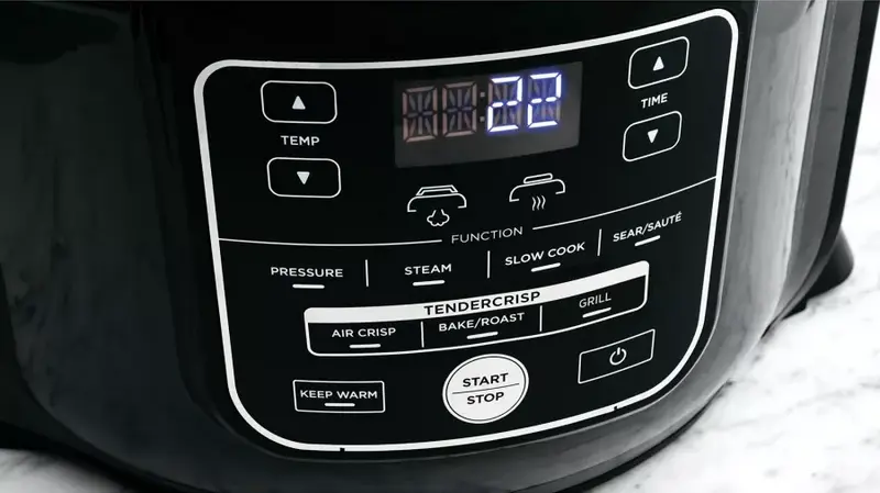 Мультиварка-скороварка Ninja OP300EU Чёрный